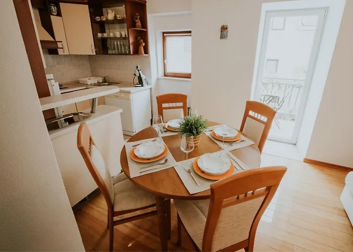 Semesterbostad Vitas Bakar